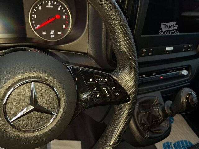 Panelinis furgonas Mercedes-Benz VITO 116 NEUES MODELL TEMPO AHK KAMERA MBUX NAVI