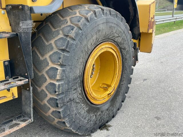 погрузчик Caterpillar 962M