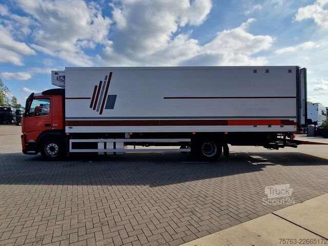 Prevoz v hladilniku/zamrznjenem stanju Volvo FM 330 Frigoblock frigo - Zepro loadlift - Full...