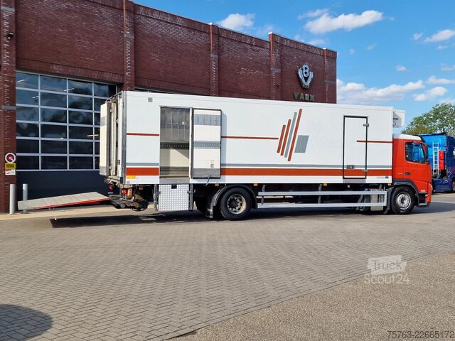 Prevoz v hladilniku/zamrznjenem stanju Volvo FM 330 Frigoblock frigo - Zepro loadlift - Full...
