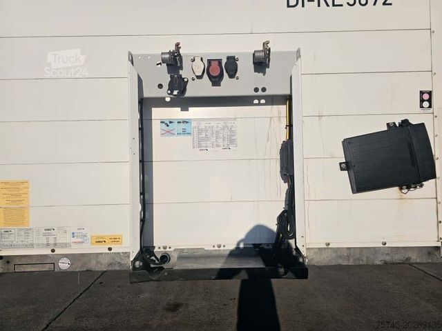 Skříňový návěs SCHMITZ CARGOBULL SCB S3B * LIFT * 2X PALETTENKASTEN *