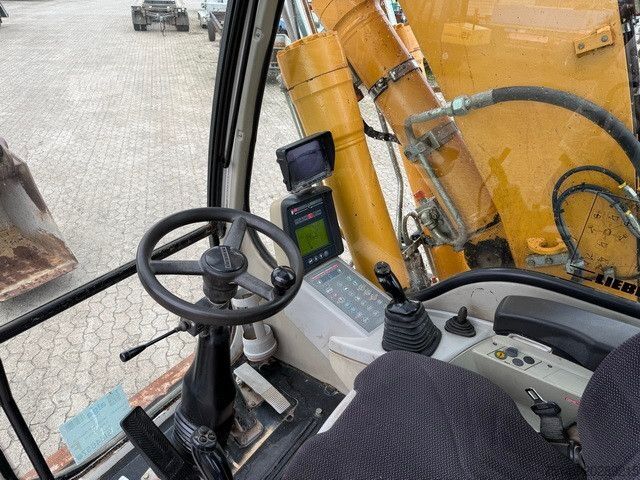 Kolový bagr LIEBHERR A 904 C Litronic, S.W.S., AC, Tieflöffel, Kamera