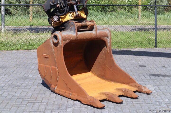 Rupsgraafmachine Volvo EC220EL | EC 220 EL | TILT ROTATOR | BUCKET