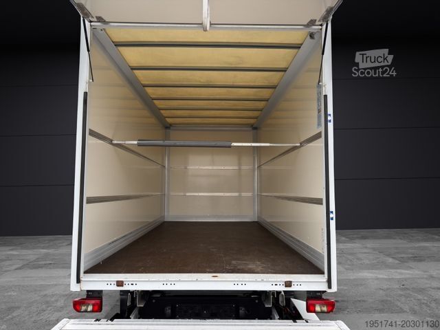 شاحنة صندوقية VOLKSWAGEN Crafter Koffer 4,40m LBW NAVI KLIMA