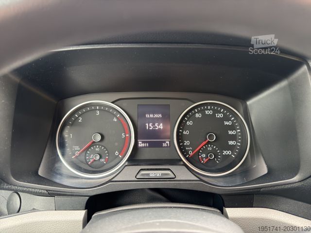 شاحنة صندوقية VOLKSWAGEN Crafter Koffer 4,40m LBW NAVI KLIMA