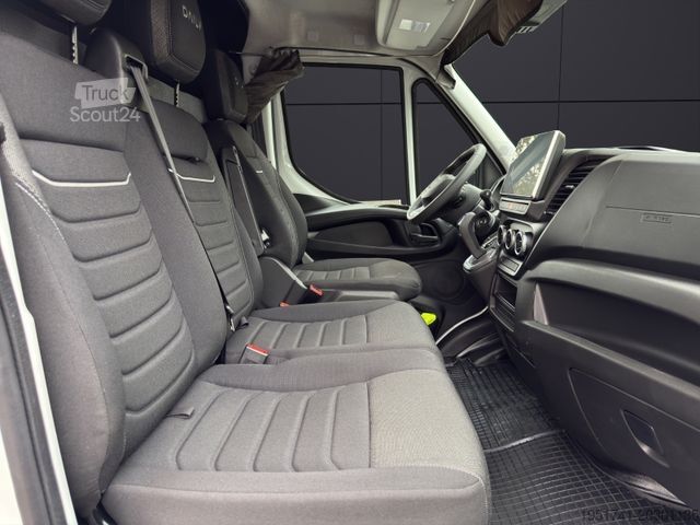 Abschleppwagen IVECO Daily 35S18 Backsleeper HiMatic AHK 3,5t VDI2700