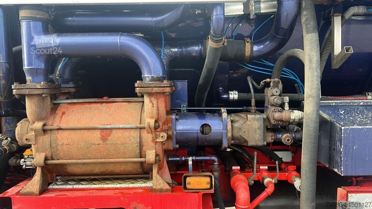 Sugande fordon Hvidtved Larsen SLAMBEHOLDER / SLIBTANK / VACUUMTANK (12500 L /...