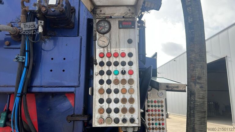 Sugande fordon Hvidtved Larsen SLAMBEHOLDER / SLIBTANK / VACUUMTANK (12500 L /...