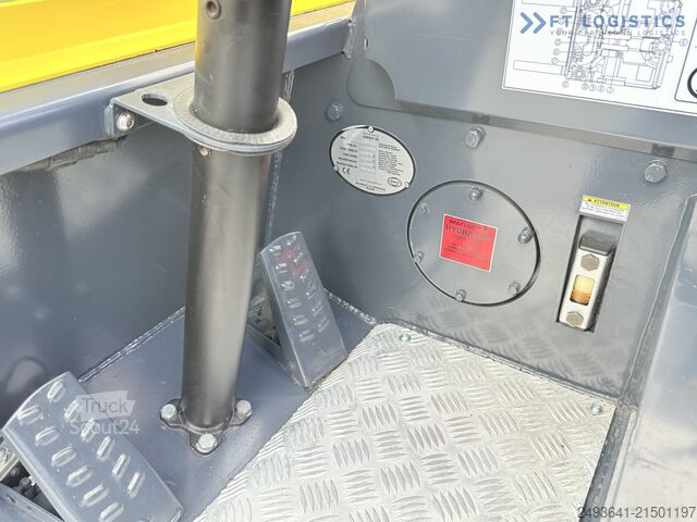 4-way forklift Combilift C3000CB GAS TRIPLEX 4900 POSITIONER TOP1