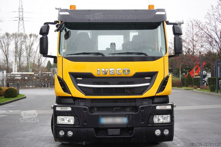 Эвакуатор Iveco Stralis 420 8x2 / Fiault tow truck body