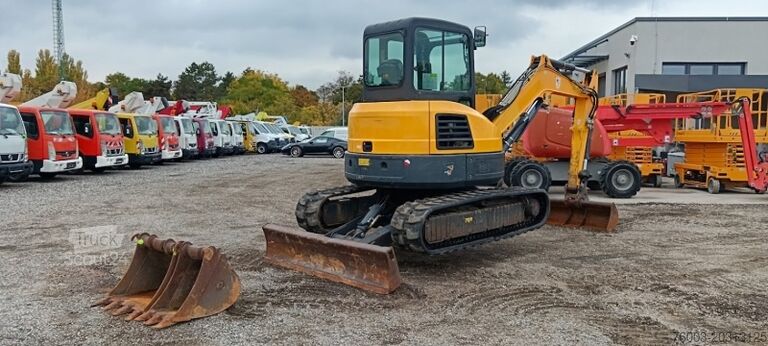 Mini rypadlo Bobcat E50