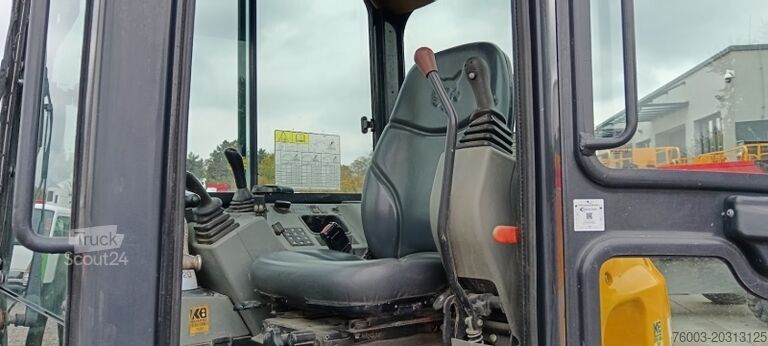 Mini rypadlo Bobcat E50