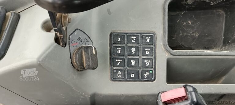 Mini rypadlo Bobcat E50