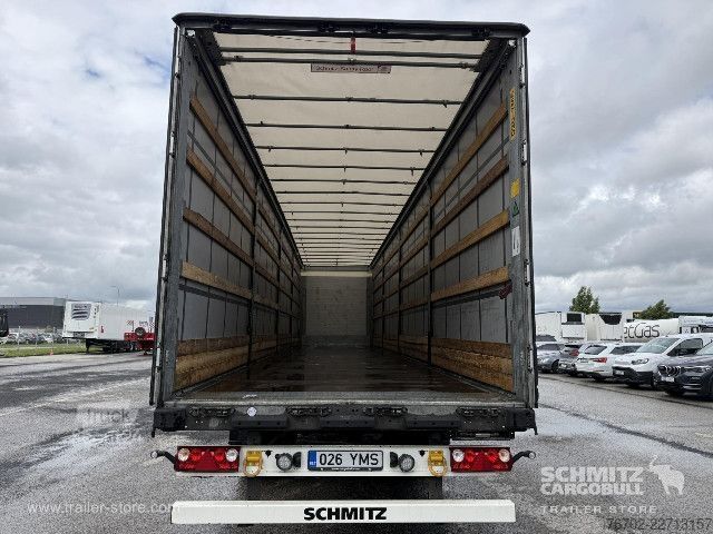 Semi-reboque aberto com lona Schmitz Cargobull Curtainsider Standard