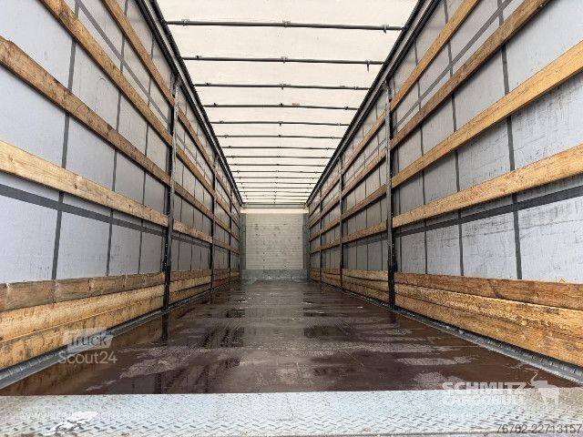 Semi-reboque aberto com lona Schmitz Cargobull Curtainsider Standard