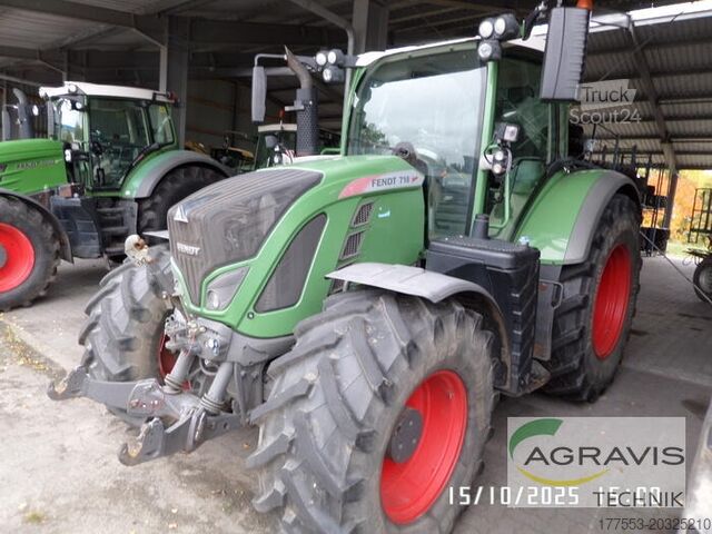 Traktor Fendt 718 VARIO S4