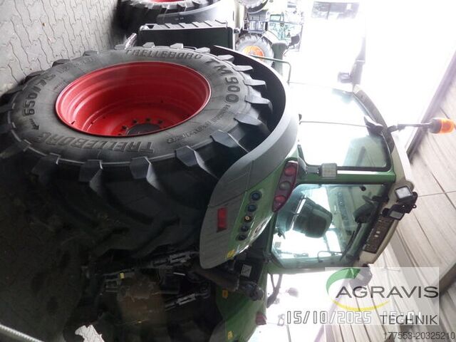Traktor Fendt 718 VARIO S4