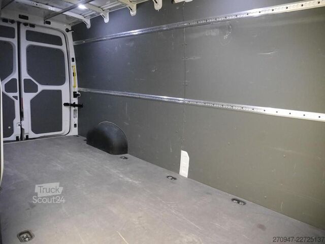 Kombi z visokim stropom VW Crafter Kasten 35 L4H3 NAV RFK äden