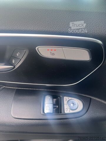Ploščati dostavnik MERCEDES-BENZ Vito 119 LANG MIXTO 9G NAVI LED DISTRONIC KAMERA