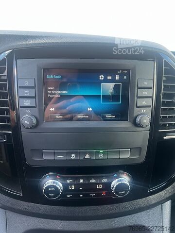 Ploščati dostavnik MERCEDES-BENZ Vito 119 LANG MIXTO 9G NAVI LED DISTRONIC KAMERA