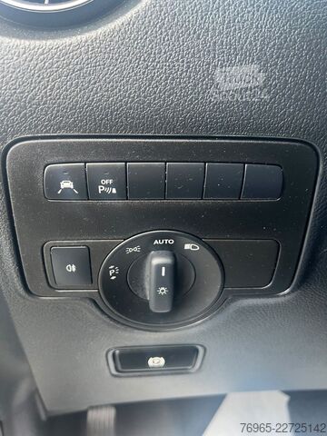 Ploščati dostavnik MERCEDES-BENZ Vito 119 LANG MIXTO 9G NAVI LED DISTRONIC KAMERA
