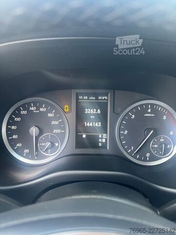Ploščati dostavnik MERCEDES-BENZ Vito 119 LANG MIXTO 9G NAVI LED DISTRONIC KAMERA