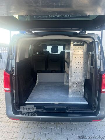 Ploščati dostavnik MERCEDES-BENZ Vito 119 LANG MIXTO 9G NAVI LED DISTRONIC KAMERA