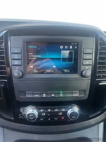 Ploščati dostavnik MERCEDES-BENZ Vito 119 LANG MIXTO 9G NAVI LED DISTRONIC KAMERA
