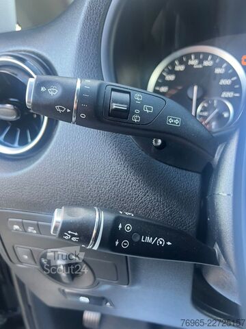 Ploščati dostavnik MERCEDES-BENZ Vito 119 LANG MIXTO 9G NAVI LED DISTRONIC KAMERA
