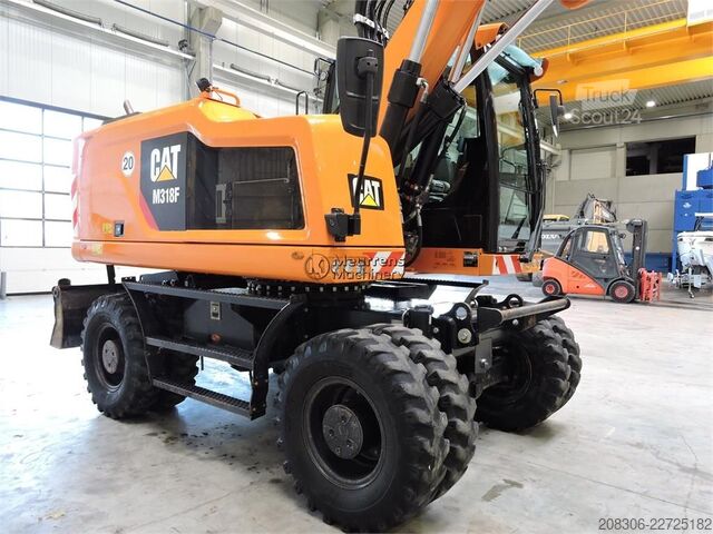 Escavatore gommato CATERPILLAR M318F