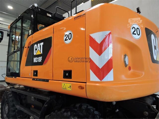 Escavatore gommato CATERPILLAR M318F