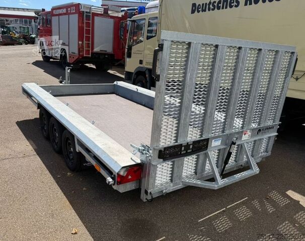 Remorcă cu platformă joasă Vlemmix VLEMMIX 3500 kg 3-Achs Tieflader Minibagger PKW
