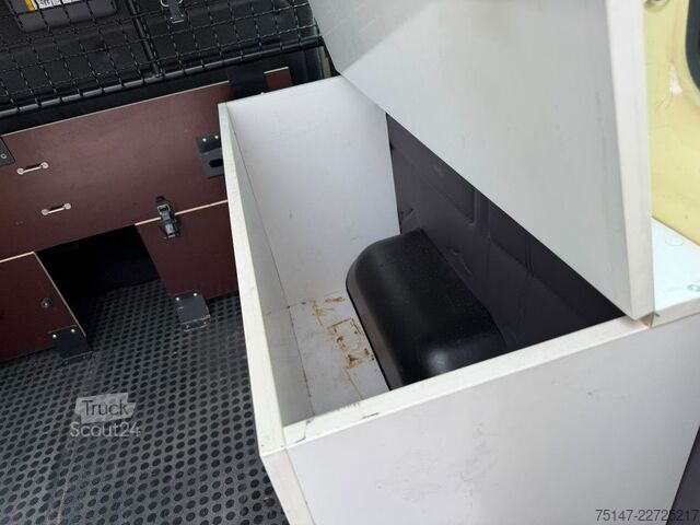 Minibus FORD Transit 125 T350 8-Sitzer Standheizung Klima