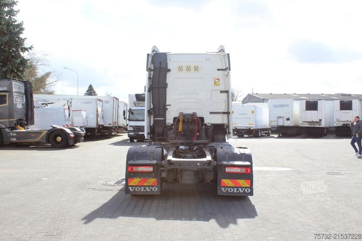 Стандартный седельный тягач Volvo FH 500 Globe   I-Park Cool   VIN: LB   3 Stück!