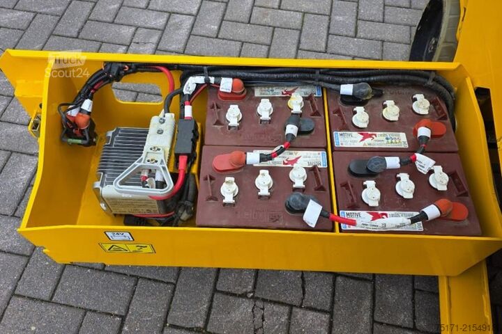 Ascensor cu foarfecă JCB S3246E Electric, 12m Working Height, 320kg Capacit