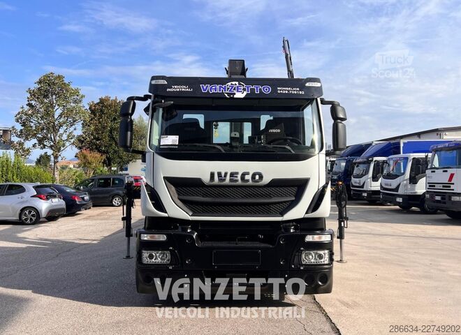 Autocarro PIANALE CON RAMPE Iveco STRALIS AD320S36