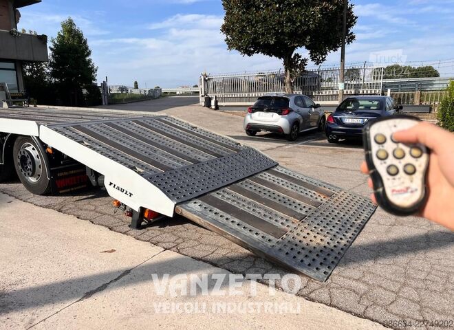 Autocarro PIANALE CON RAMPE Iveco STRALIS AD320S36