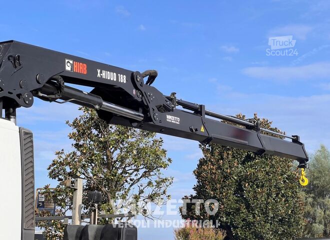 Autocarro PIANALE CON RAMPE Iveco STRALIS AD320S36