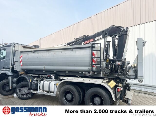 Roll-off container  Abrollcontainer mit Kran Jonsered 1300RST96, Funk