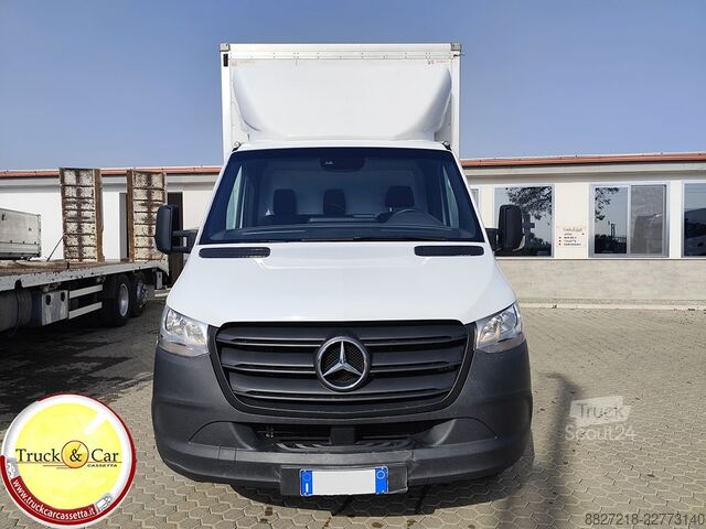 Fourgon tôlé Mercedes-Benz sprinter 417 cdi