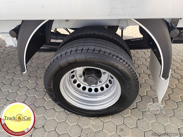 Fourgon tôlé Mercedes-Benz sprinter 417 cdi