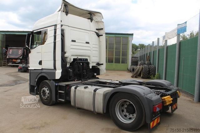 Standard nyergesvontató MAN TGX 18.470 4x2 BLS - 2 x Tank - Nr.: 783