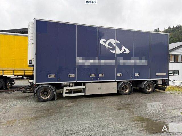 Matkalaukku HFR 3 akslet Box Trailer with Full Side Opening and De