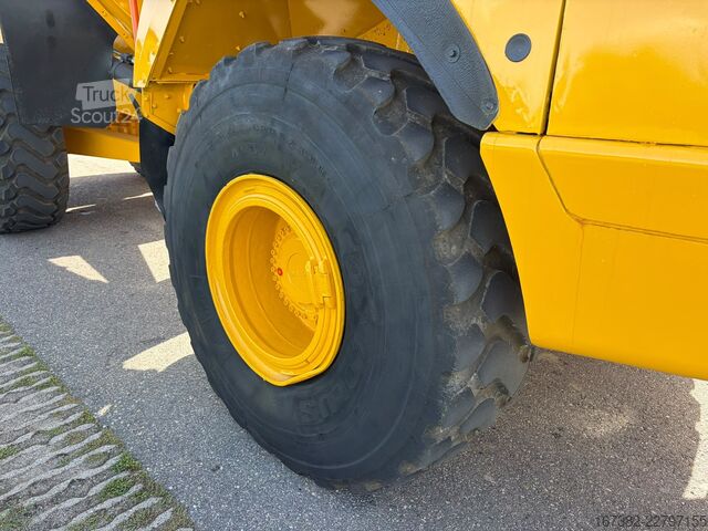 Damperli kamyon Volvo A25G