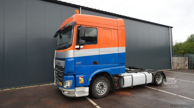 Volume SCM DAF XF 440 mega tractor unit