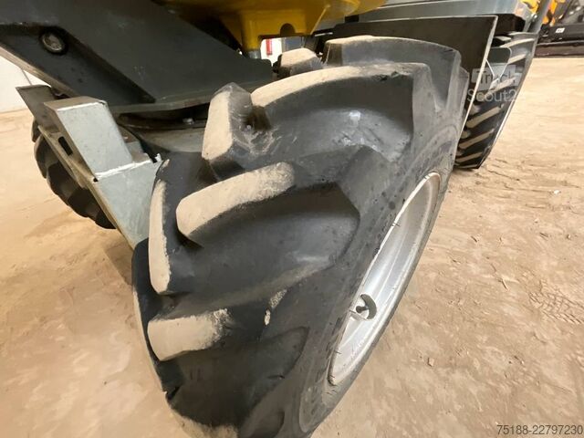 Camion basculant Neuson 1501
