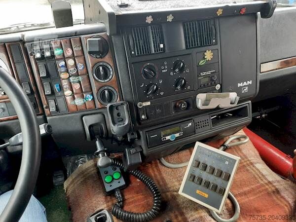 Kereste taşıyıcı MAN 27.464 6X4