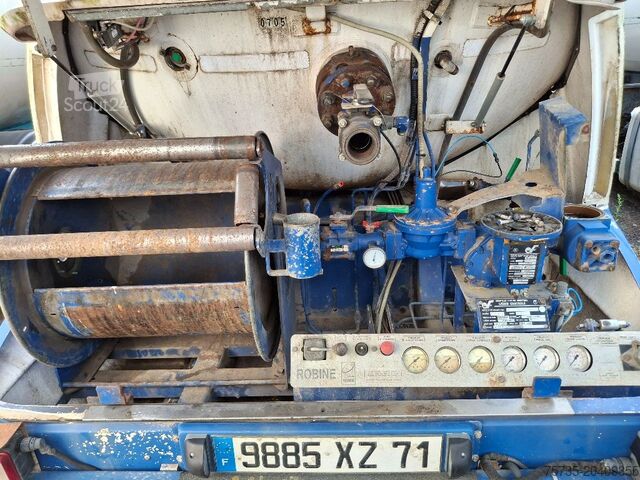 Tanker RENAULT PREMIUM 270 GAS / LPG