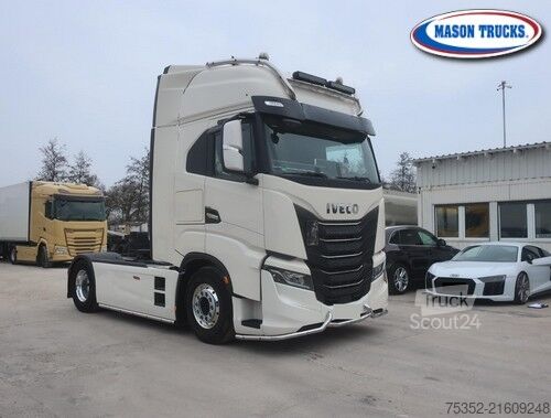 وحدة جرار قياسية Iveco S-Way 530