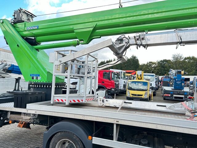 Autoutilitară cu macara montată pe șasiu de camion MAN 7.180 mit Böcker Dachdeckerkran bis 37 m 37-4000